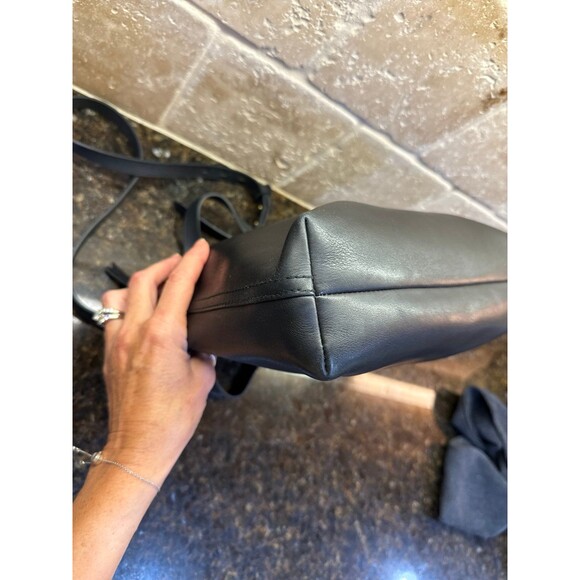 SOLD OUT Madewell The Transport Crossbody Black Leather Like New - Picture 5 of 12